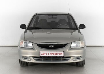 Hyundai Accent Вид 2