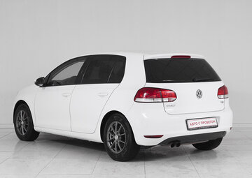 Volkswagen Golf Вид 4