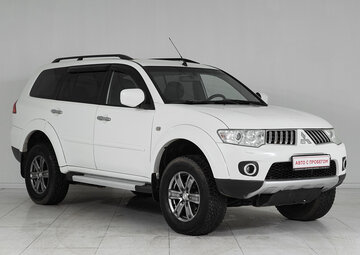 Mitsubishi Pajero Sport Вид 3