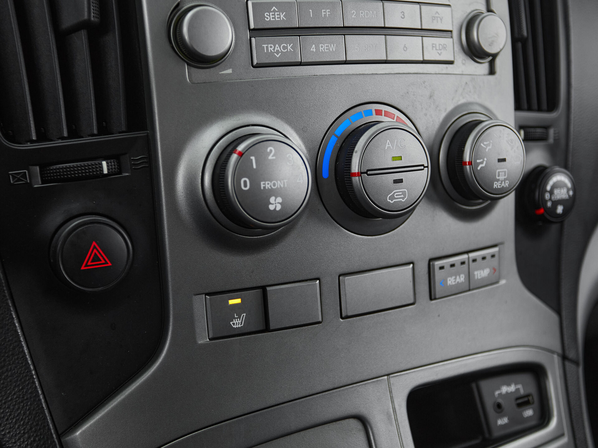 Hyundai H-1