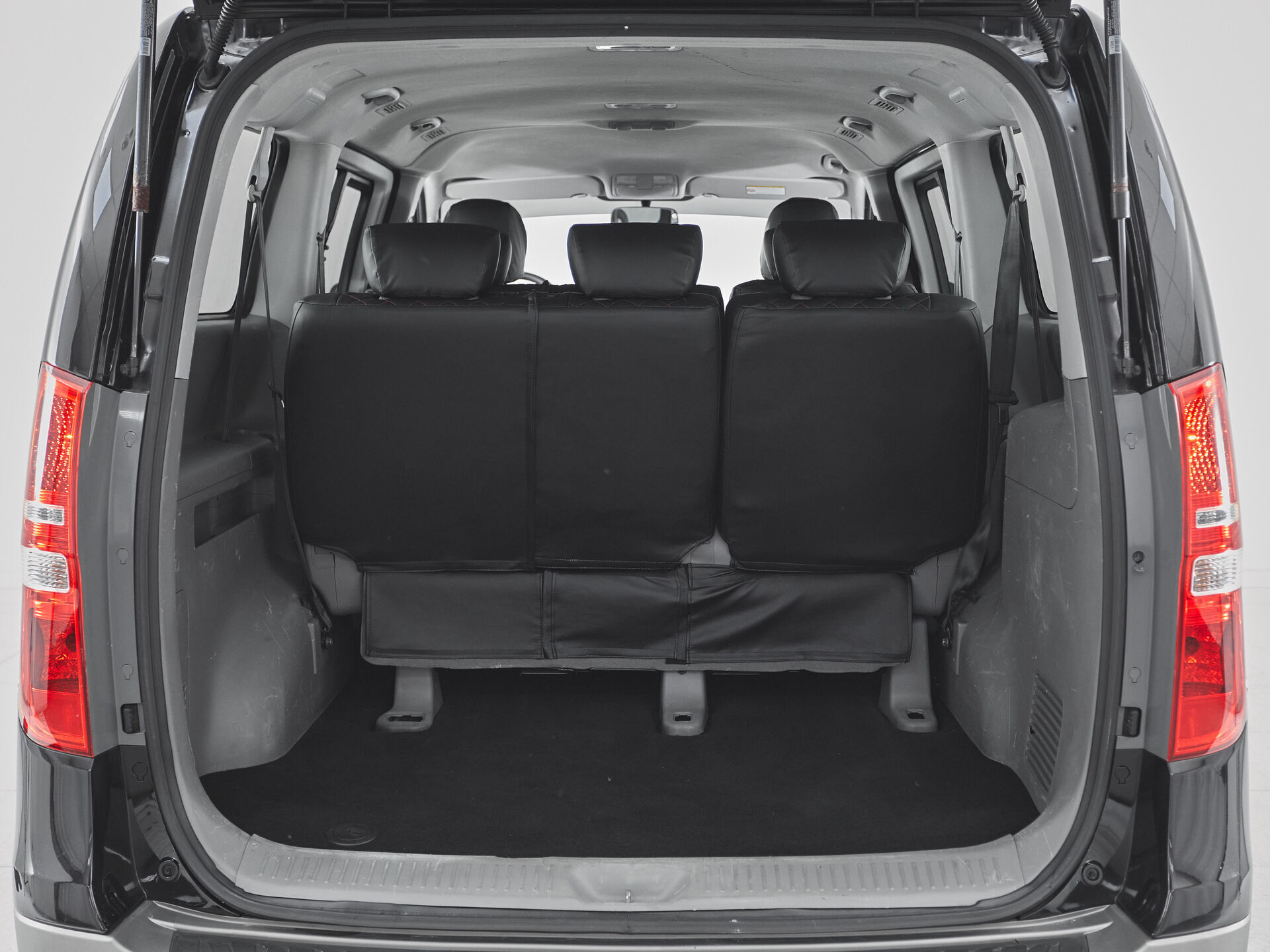 Hyundai H-1