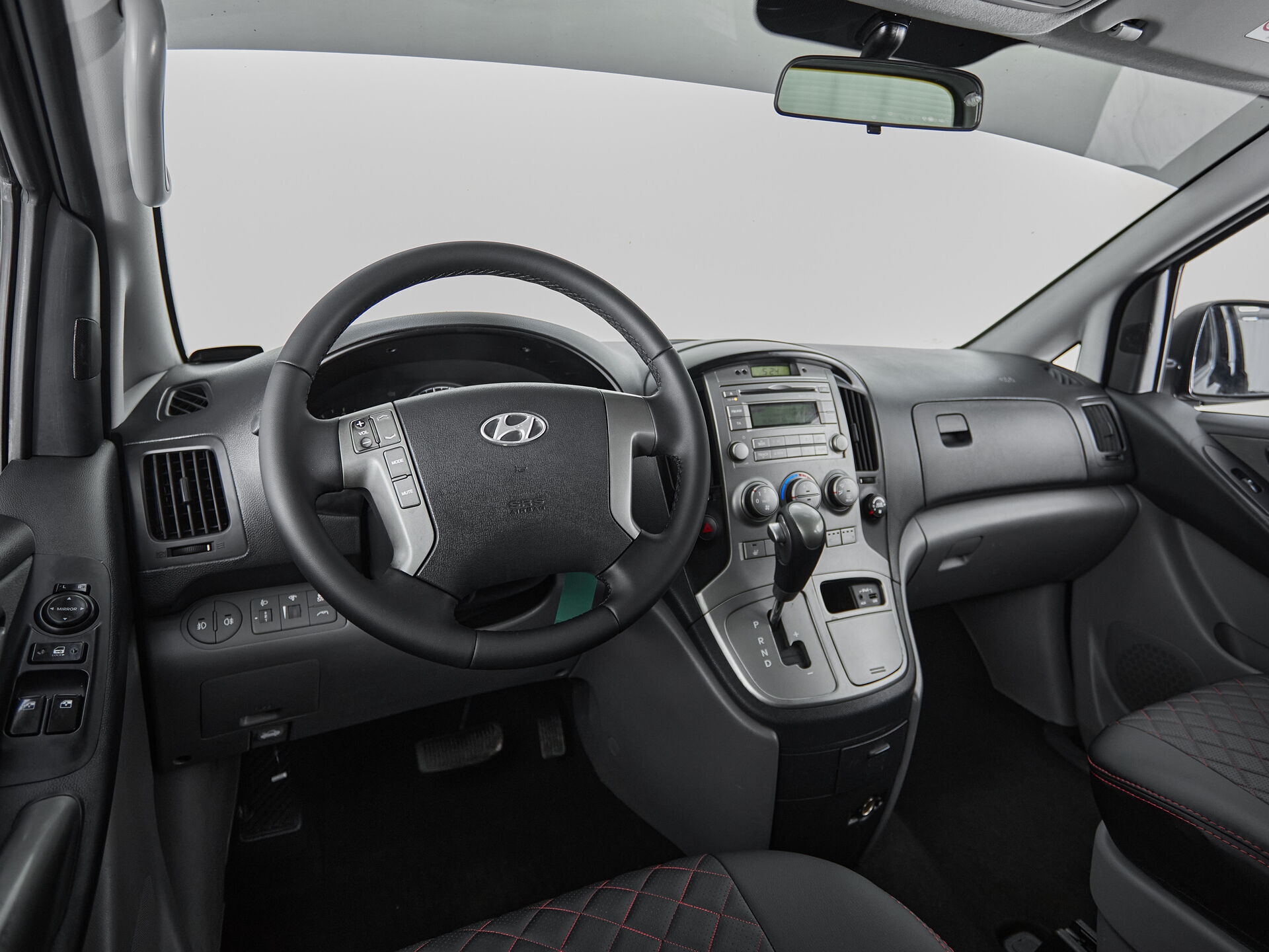 Hyundai H-1