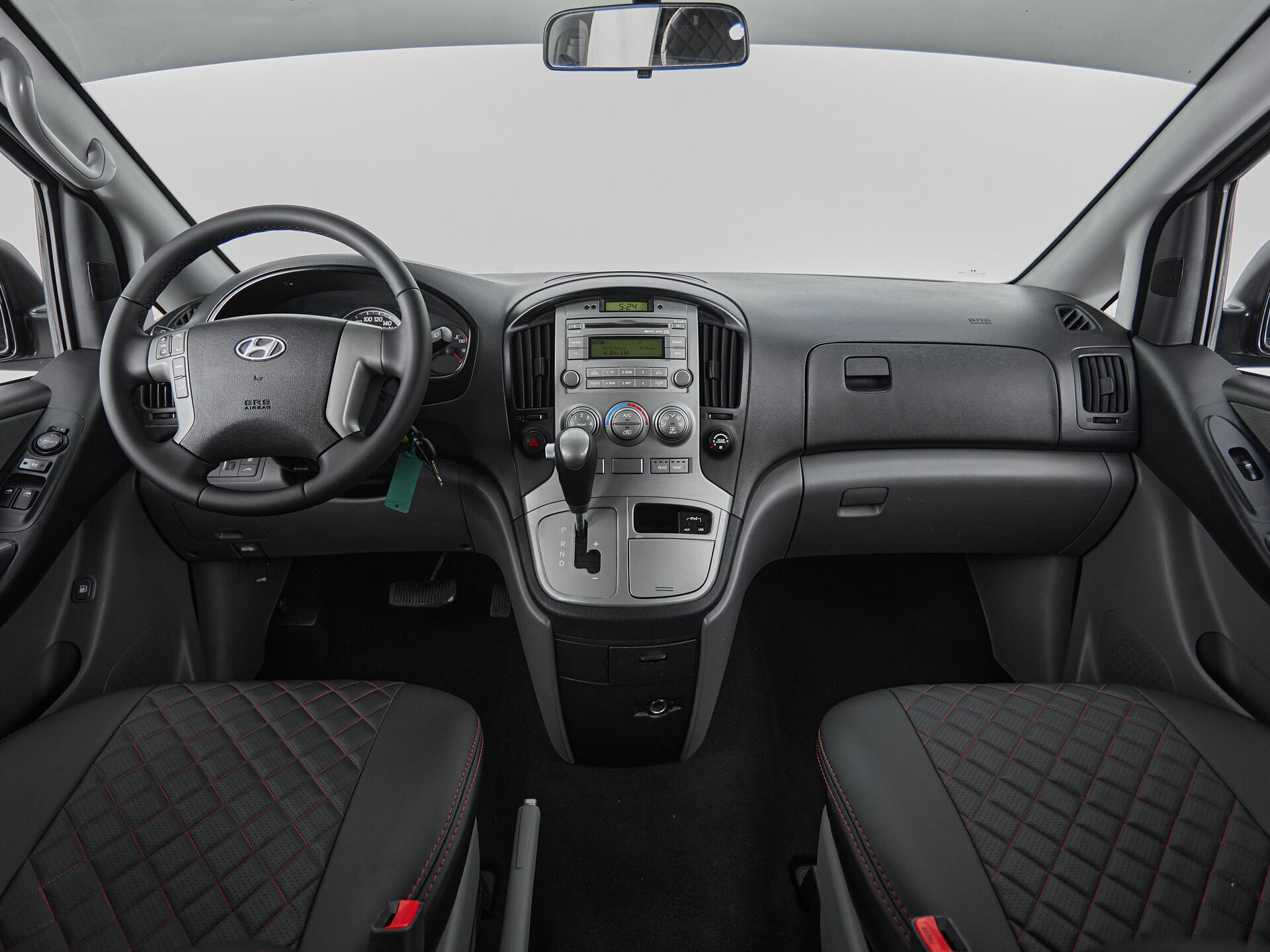 Hyundai H-1