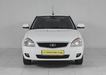 Lada Priora Вид 2