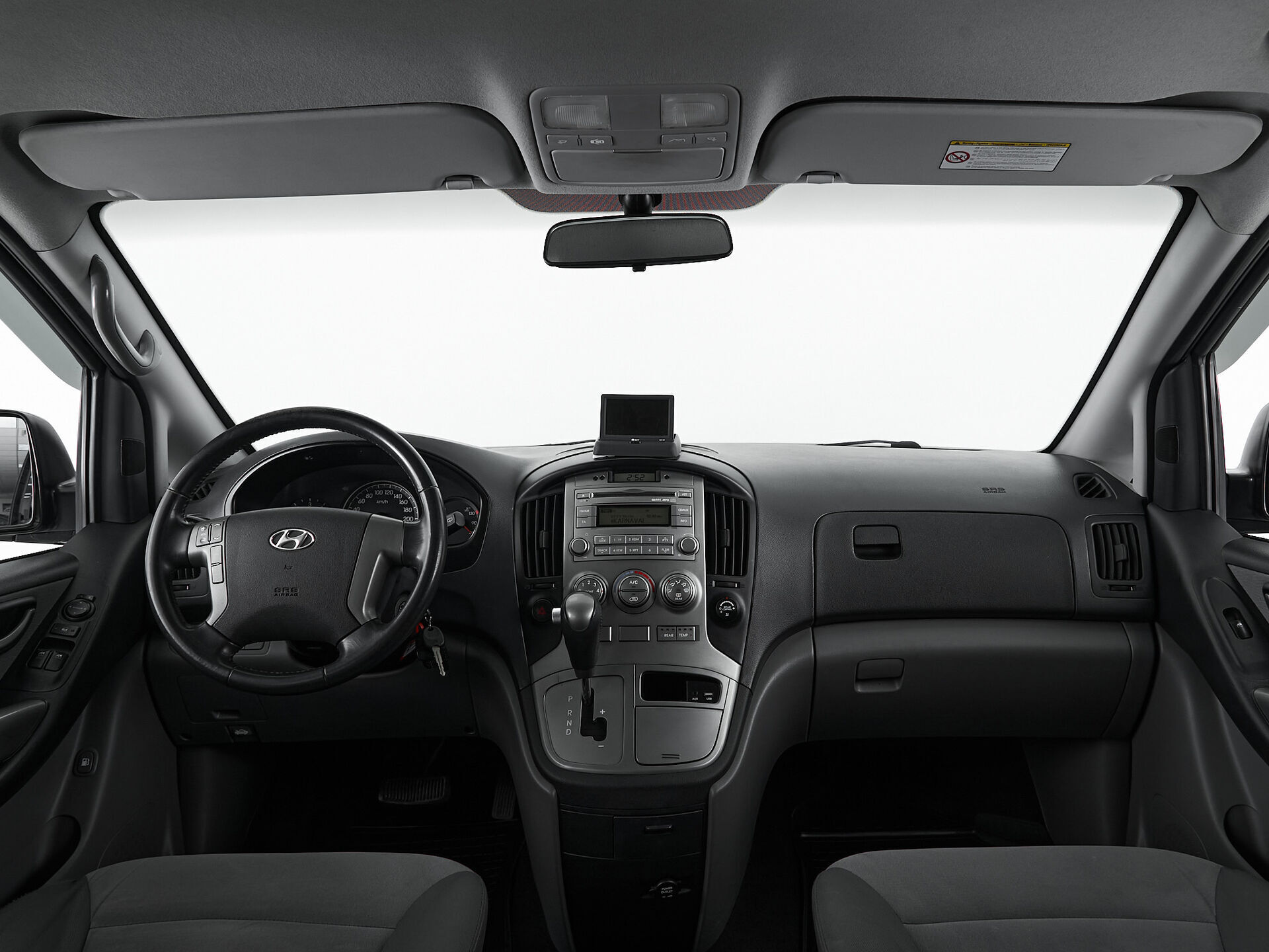 Hyundai H-1