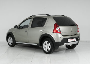 Renault Sandero Вид 4