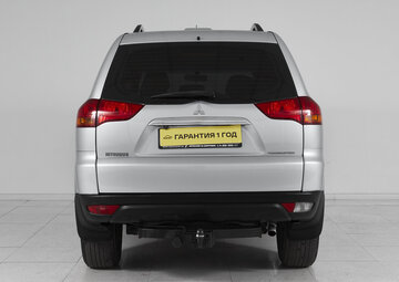 Mitsubishi Pajero Sport Вид 5