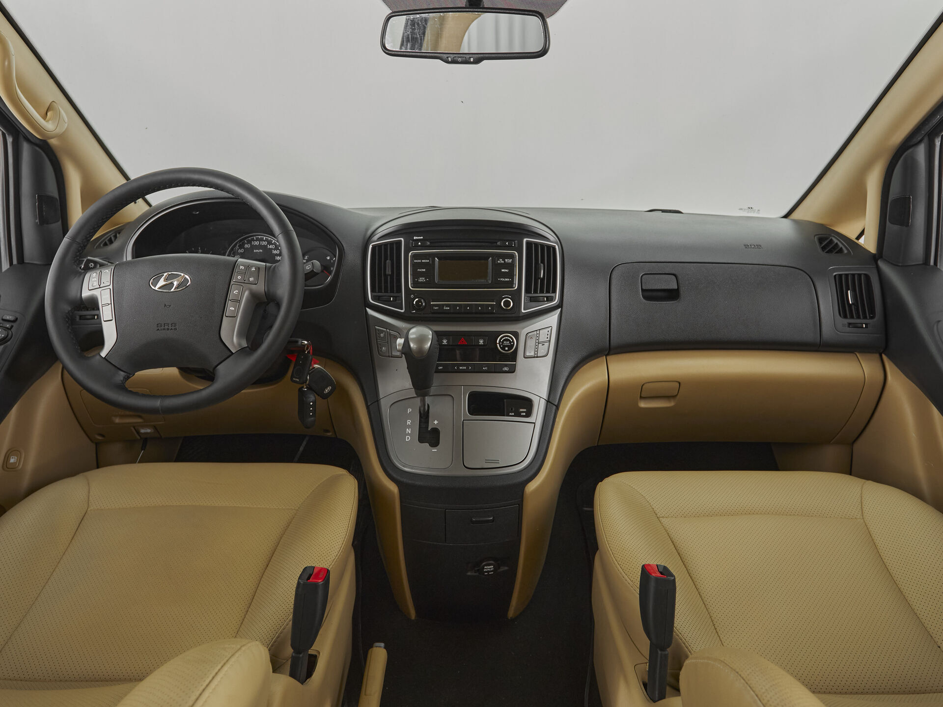 Hyundai H-1