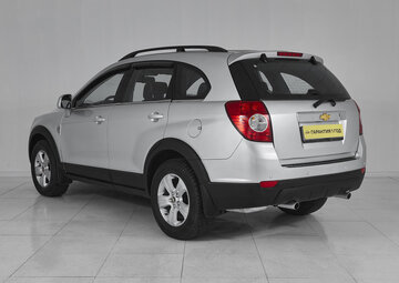 Chevrolet Captiva Вид 4