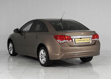 Chevrolet Cruze Вид 4