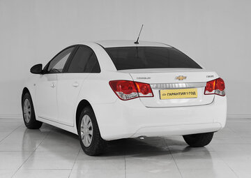 Chevrolet Cruze Вид 4