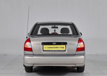 Hyundai Accent Вид 5