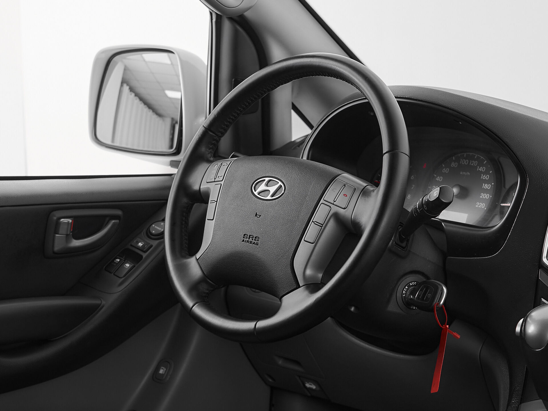 Hyundai H-1