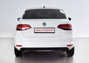 Volkswagen Jetta Вид 5