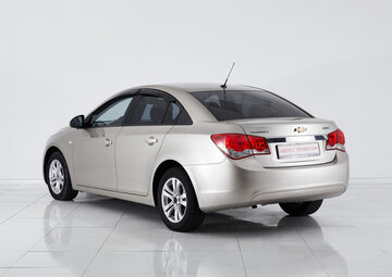 Chevrolet Cruze Вид 5
